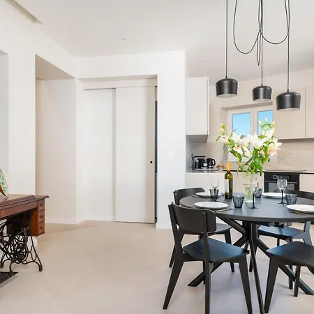 Sono Old Town View & Elevator Apartman