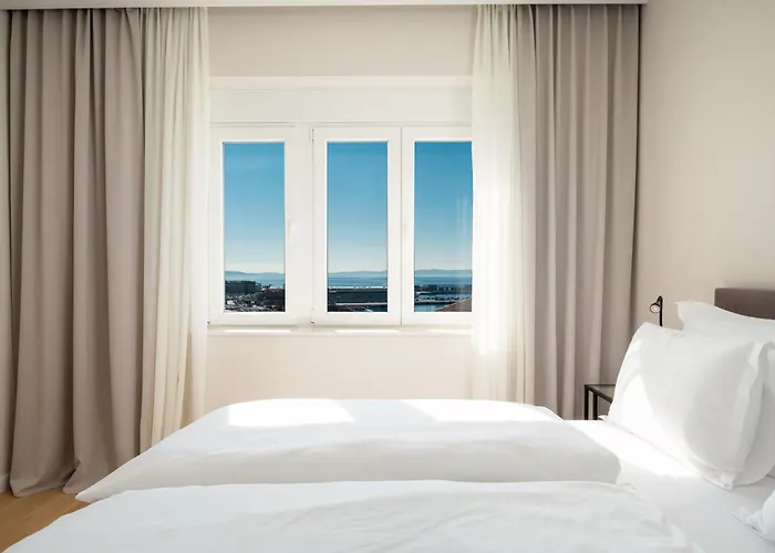 Sono Old Town View & Elevator